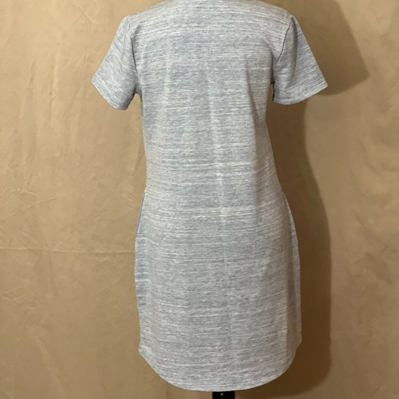 32 Degrees Cool Women's V-neck, short sleeve blue dress, pullover Size Small - Picture 2 of 5